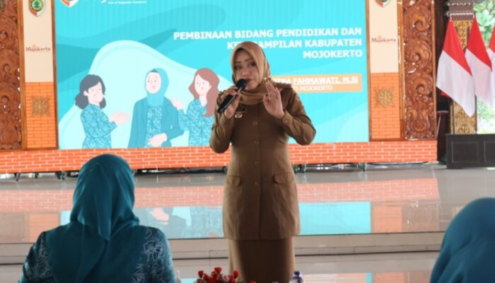 Bupati Ikfina Hadiri Agenda Pleno PKK Kabupaten Mojokerto