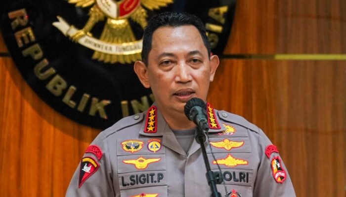 Kapolri Mutasi Dankorbrimob dan 6 Kapolda