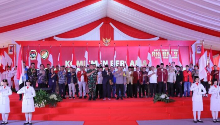 Panglima TNI, Kapolri dan Warga Jatim Deklarasi Pemilu Damai