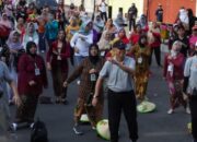 Peringati HKN 59 Pj Bupati Gelar Senam Bersama Masyarakat