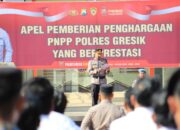Polres Gresik Gelar Apel Pemberian Penghargaan Anggota Berprestasi