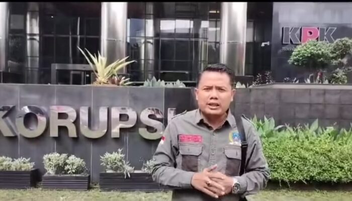 Bupati Sidoarjo Ditahan KPK, Ketum AMI Sujud syukur