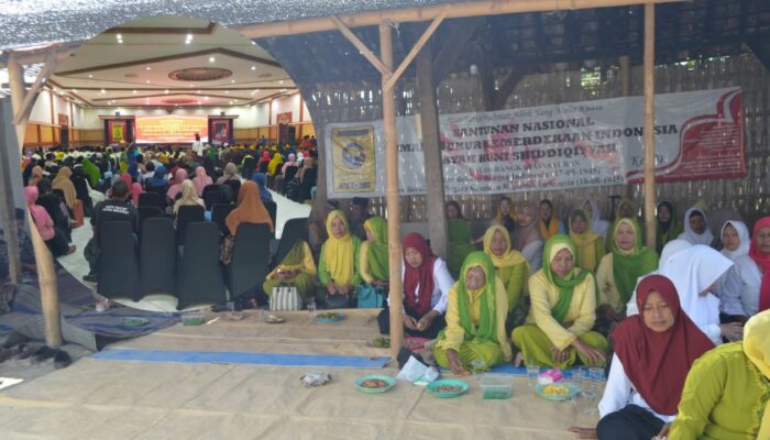 DPC Orshid Kabuh Ikuti Live Penyerahan Rumah Layak Huni Di Rumah Parsiman Guwo Manduro Kabuh