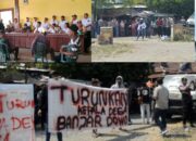 Warga Desa Banjardowo Geruduk Balai Desa Tuntut Kades Mundur