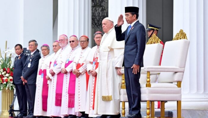 Presiden Jokowi Sambut Kunjungan Kenegaraan Sri Paus Fransiskus di Istana Merdeka