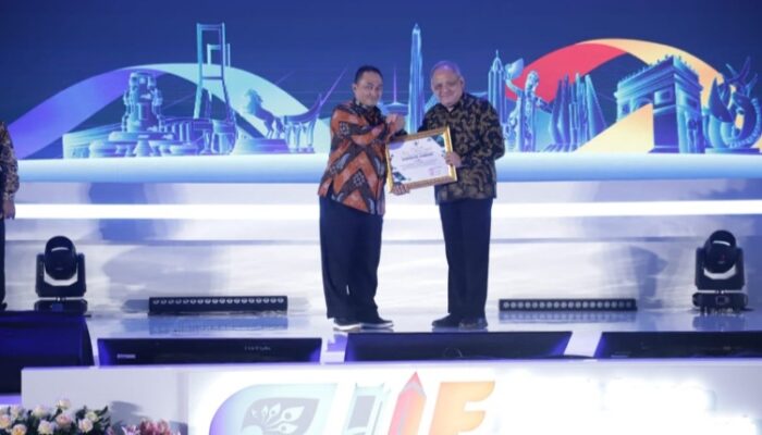 Pemkab Jombang Raih Juara II East Java Invesment Challenge 2023 Berkat Proyek Pengembangan Industri Peternakan Sapi Potong