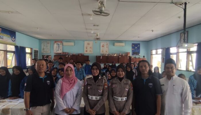 KJJT dan Polresta Banyuwangi Berikan Edukasi Jurnalistik Serta Sosialisasi Keselamatan Berlalulintas