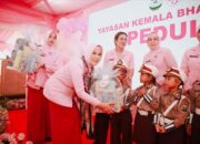 Wakil Ketua Bhayangkari Daerah Jawa Timur Salurkan Makan Sehat Gratis di Jombang