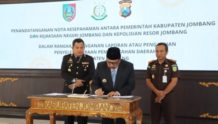 Teken MoU Perkuat Sinergi Berantas Korupsi, Pemkab Jombang, Kejaksaan dan Polres