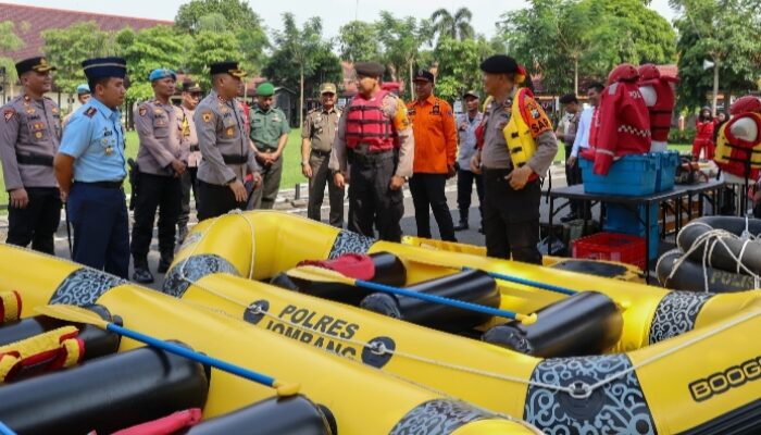Kapolres Jombang Pimpin Apel Kesiapan Tanggap Darurat Bencana: Tekankan Sinergi dan Respons Cepat Hadapi Potensi Bencana