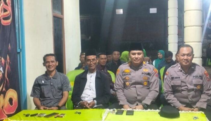 Polsek Kabuh Turunkan 16 Personel Amankan Kegiatan Sholawatan Pagar Nusa di Manduro
