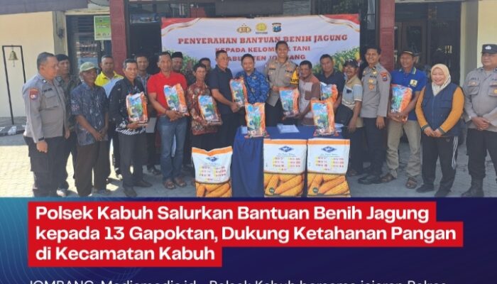 Polsek Kabuh Salurkan Bantuan Benih Jagung kepada 13 Gapoktan, Dukung Ketahanan Pangan di Kecamatan Kabuh